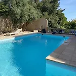 Villa Ensoleillee A Sainte-Maxime Avec Piscine Privee