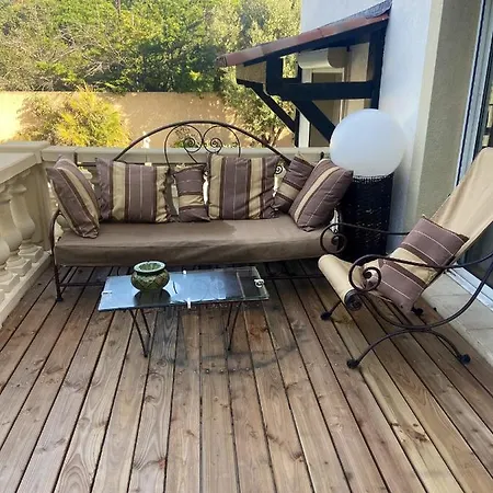 Vila Villa Ensoleillee A Sainte-Maxime Avec Piscine Privee