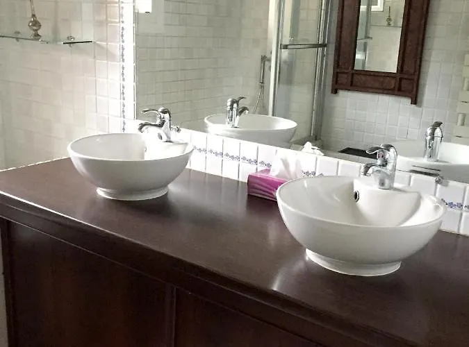 Villa Villa Ensoleillee A Sainte-Maxime Avec Piscine Privee