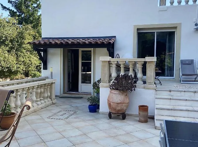 Villa Ensoleillee A Sainte-Maxime Avec Piscine Privee