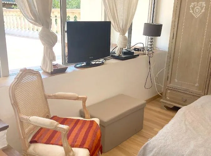 Villa Ensoleillee A Sainte-Maxime Avec Piscine Privee *